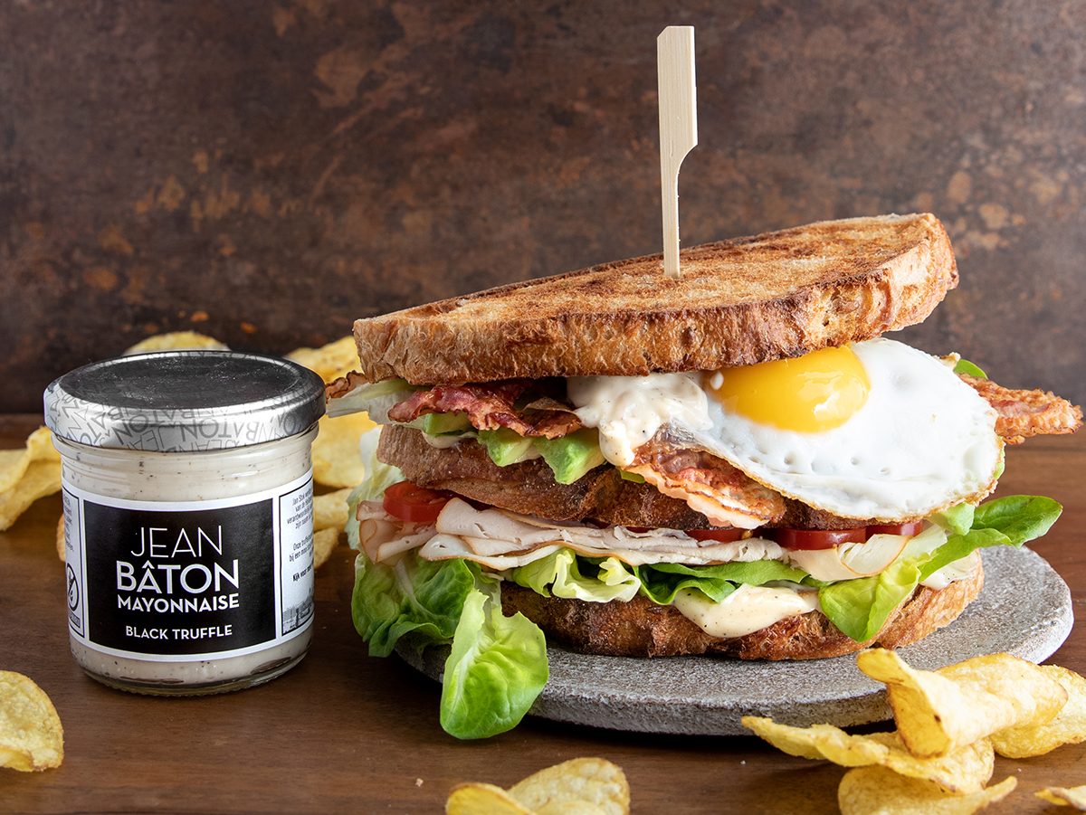 Club Sandwich met Black Truffle Mayonnaise Jean Bâton